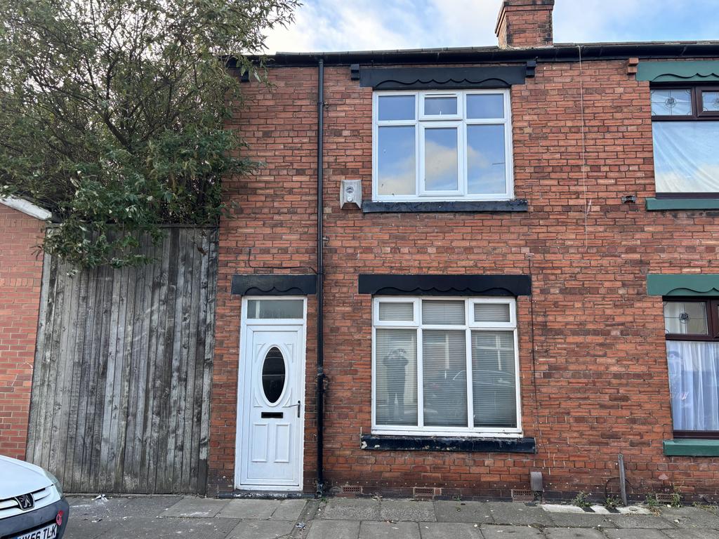3 bed end terrace to rent