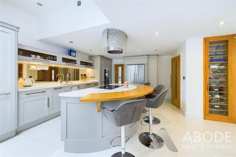 4 bedroom detached house to rent, Little Bridge, Tutbury Burton-On-Trent DE13