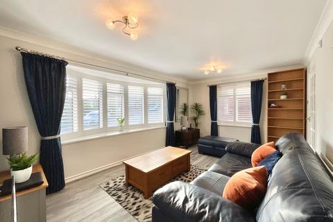 2 bedroom detached house for sale, Belvoir Avenue, Stoke-On-Trent, ST4