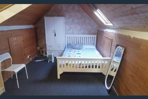 undefined, Valence Wood Road, Dagenham RM8