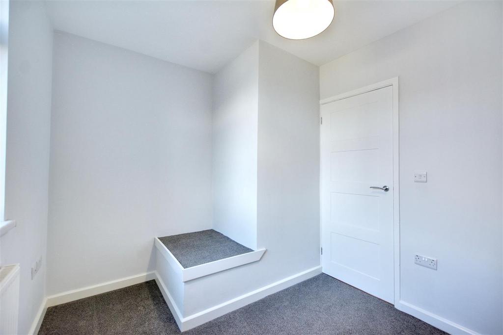 Bedroom 3 2.jpeg