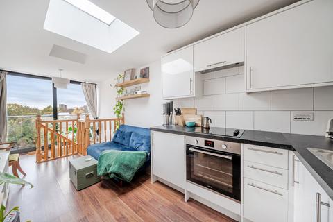 1 bedroom flat to rent, Munster Road, London, SW6