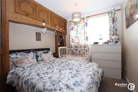 3 bedroom terraced house to rent, Martock Close, Harrow, HA3