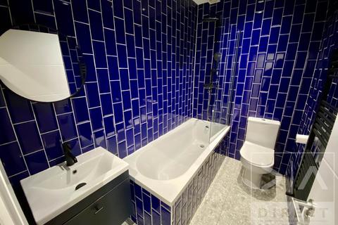 undefined, East Street, Epsom KT17