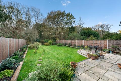 3 bedroom detached house for sale, Heathside, Esher, KT10