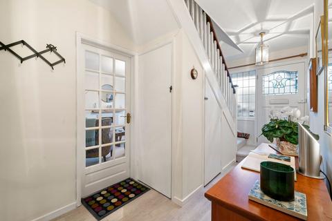 3 bedroom detached house for sale, Heathside, Esher, KT10