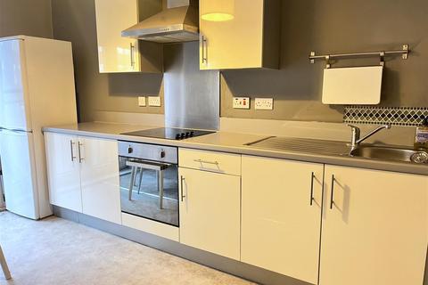 2 bedroom apartment to rent, Delta Point, Blackfriars Road, Salford, M3 7EL