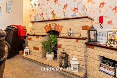 3 bedroom semi-detached house for sale, Ingreway, Romford, RM3