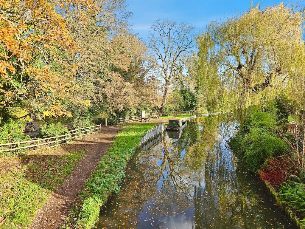 Basingstoke Canal
