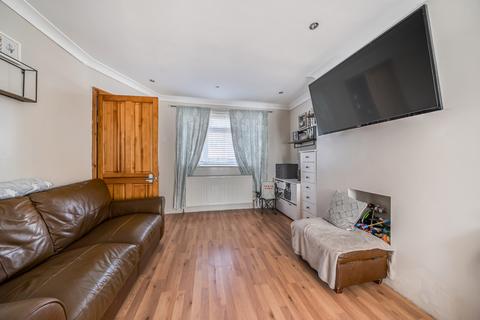 undefined, Settington Avenue, Chatham, Kent