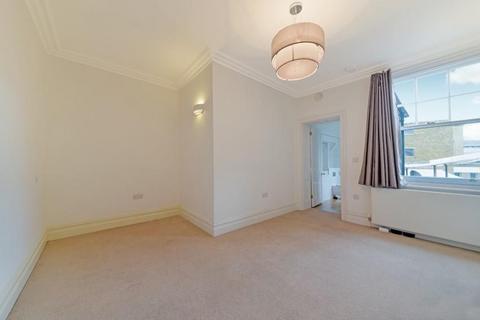 3 bedroom flat to rent, Frys Court, Greenwich, London, SE10