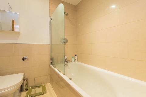 3 bedroom apartment to rent, Kempe Road, London NW6