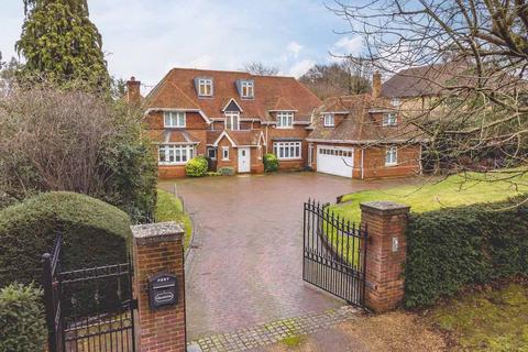 undefined, Burtons Way, Chalfont St Giles HP8