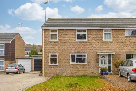 undefined, Ash Close, Crawley RH10