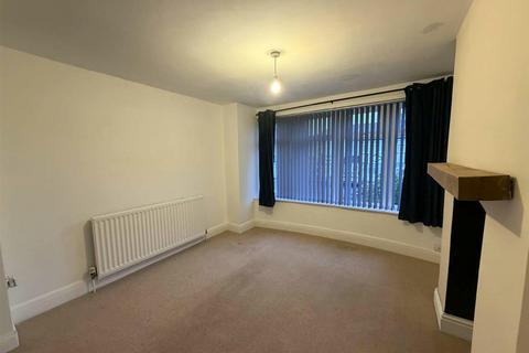 3 bedroom semi-detached house to rent, High Meadow Road, Birmingham B38