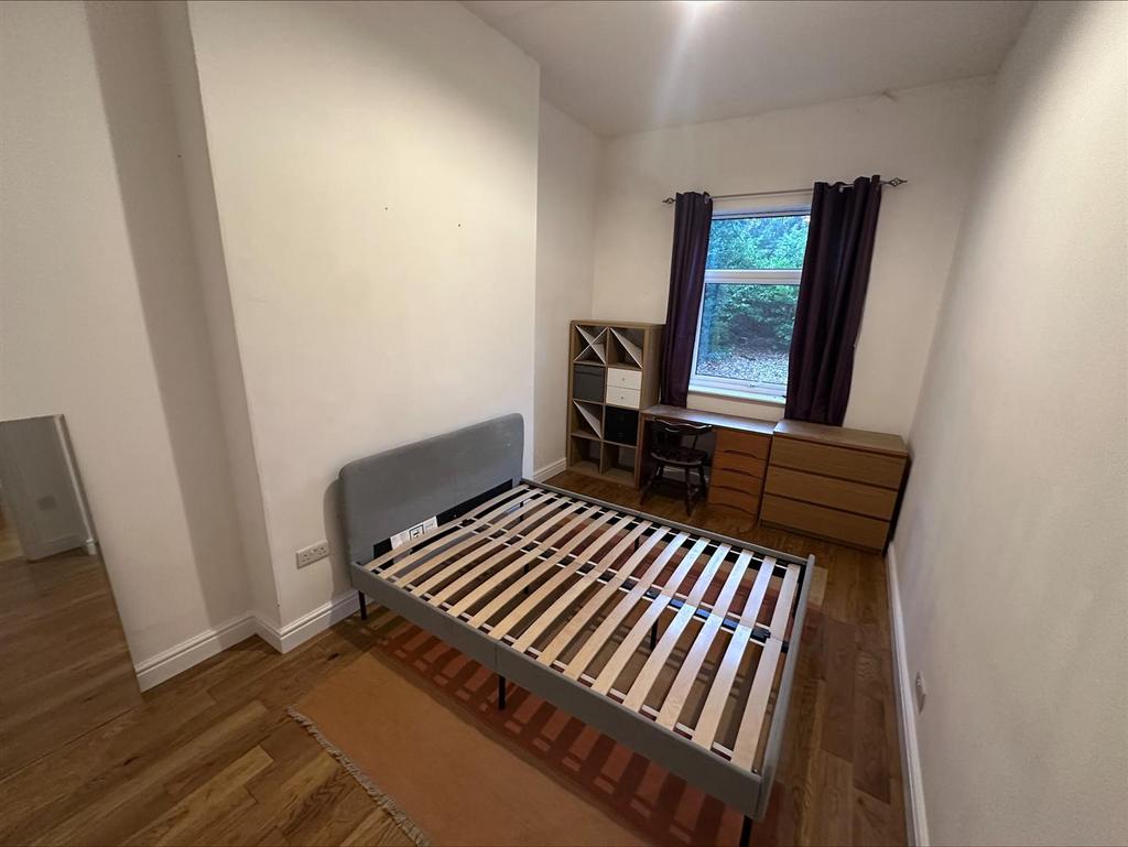 Bedroom 2 .jpeg