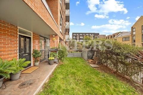 undefined, Birdsmouth Court, London, N15