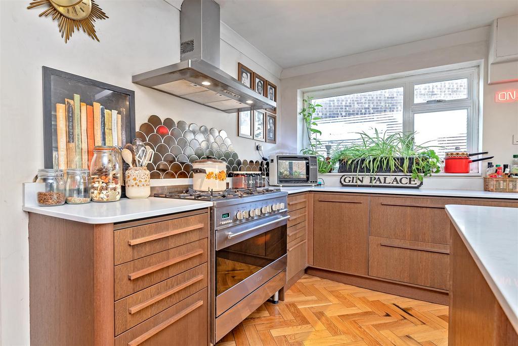 37 Colney Heath Lane-31.jpg