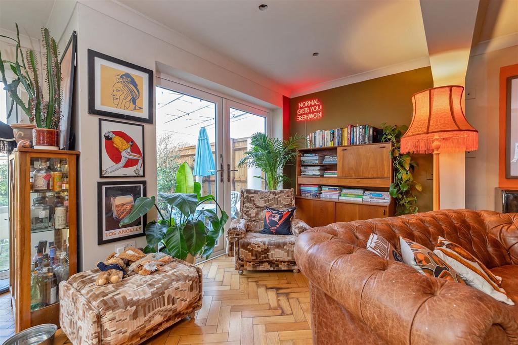 37 Colney Heath Lane-24.jpg