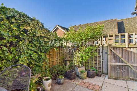 undefined, Harvest Close, Lindfield, RH16