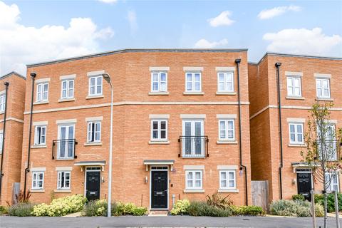 Home Straight, Newbury, Berkshire, RG14