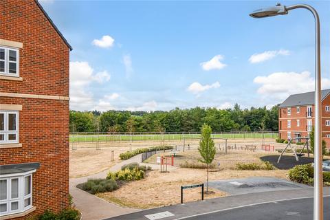 4 bedroom terraced house for sale, Home Straight, Newbury, Berkshire, RG14