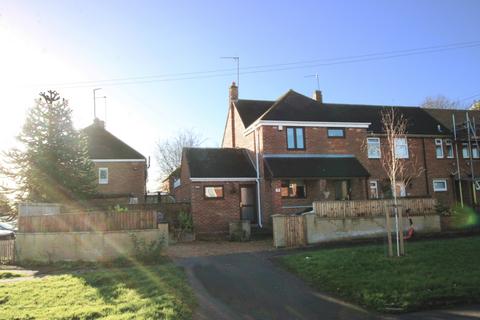3 bedroom end of terrace house for sale, Ivy Road, Kettering, Northamptonshire, NN16