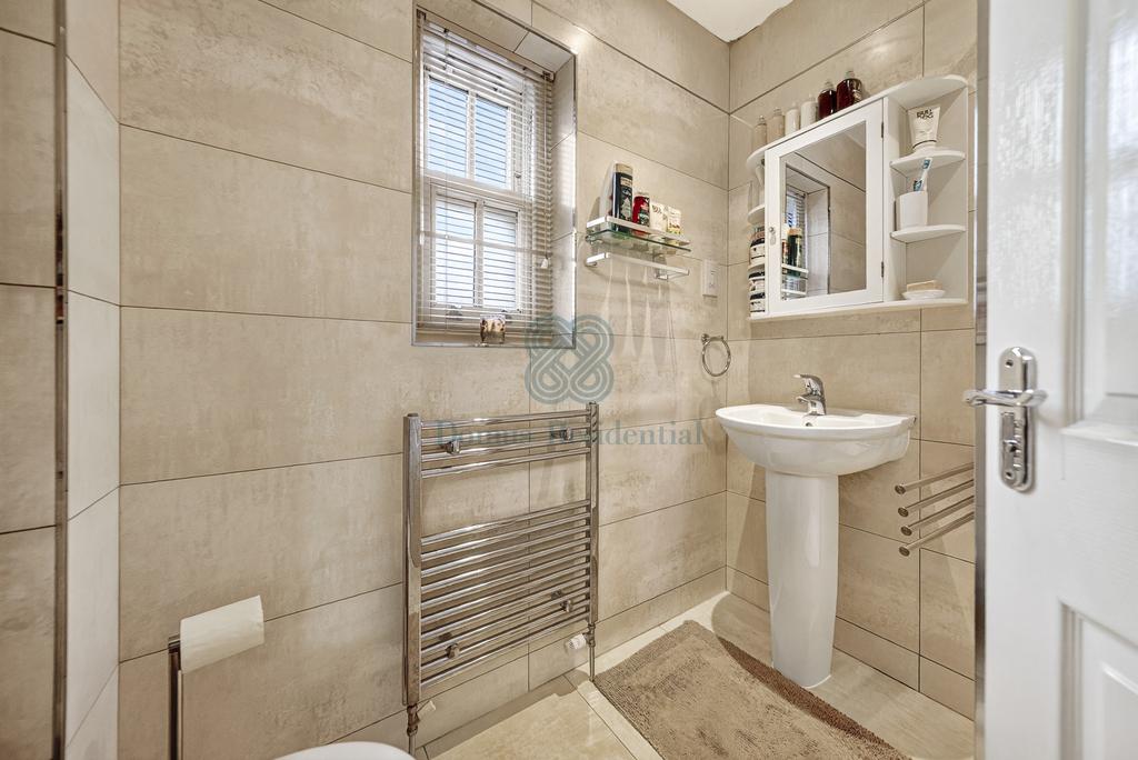 Ensuite