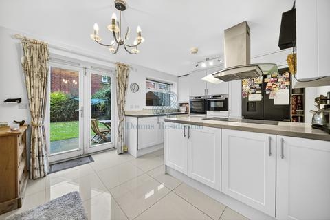 undefined, Leeds LS16
