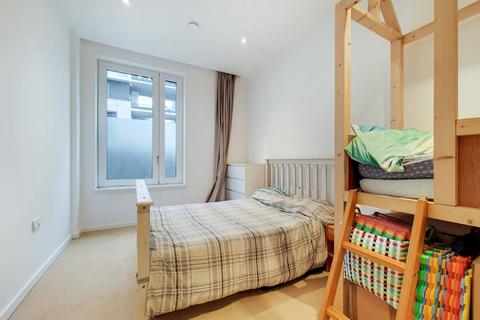 1 bedroom flat to rent, Napa Close, Stratford, London, E20