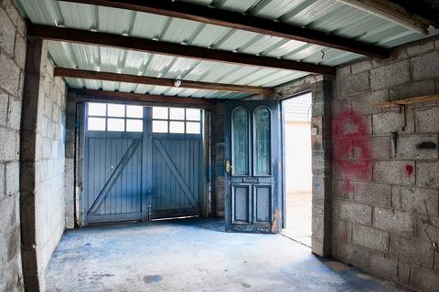 undefined, Ty Llwyd Parc, Quakers Yard, CF46