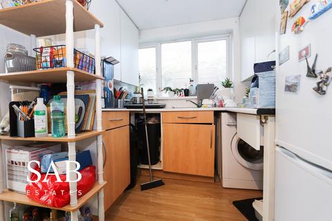 undefined, Birkbeck Avenue, Greenford, UB6