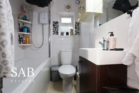 undefined, Birkbeck Avenue, Greenford, UB6