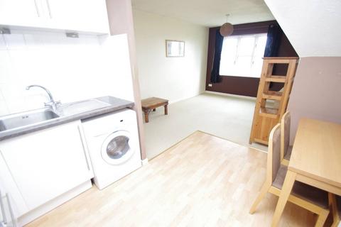 1 bedroom flat to rent, Anglian Close, WD24, Watford, WD24