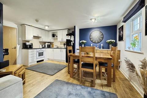 2 bedroom apartment for sale, Regency Walk, Cheshire CW10