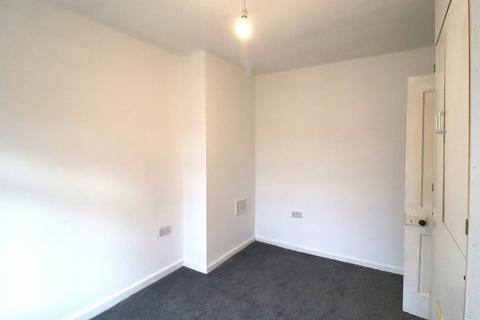 undefined, Rogers Gardens, Dagenham RM10