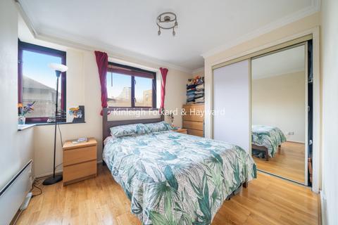 1 bedroom flat to rent, Wapping High Street, London, E1W