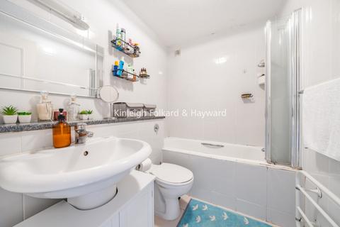 1 bedroom flat to rent, Wapping High Street, London, E1W