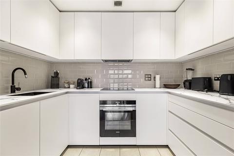 2 bedroom apartment to rent, Battersea Park Road, London SW8