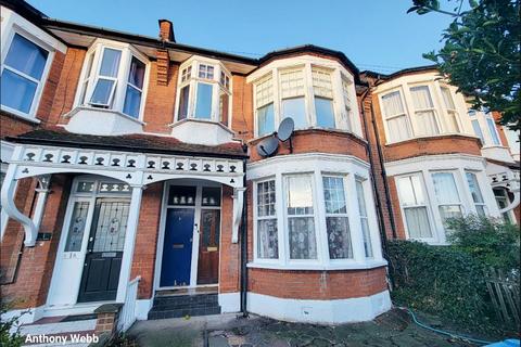 undefined, The Grove, Palmers Green, N13