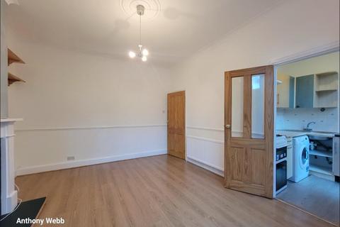 undefined, The Grove, Palmers Green, N13