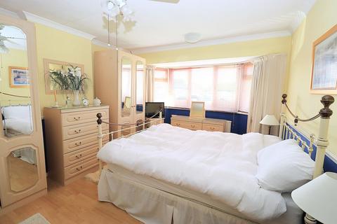 undefined, Riverside Close, Farnborough GU14