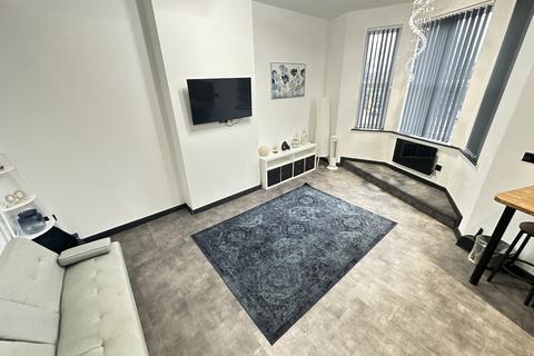 undefined, Chester Road, Manchester, M16