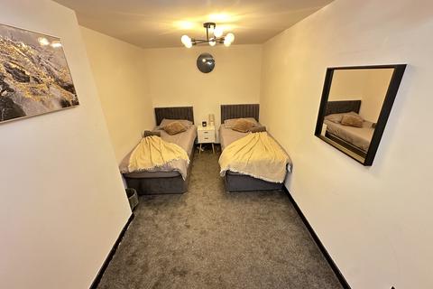 undefined, Chester Road, Manchester, M16