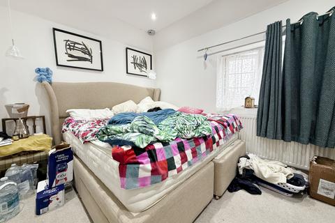undefined, Mead Avenue, Slough, SL3