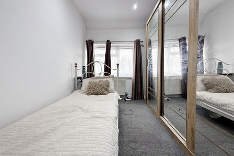 undefined, Mead Avenue, Slough, SL3