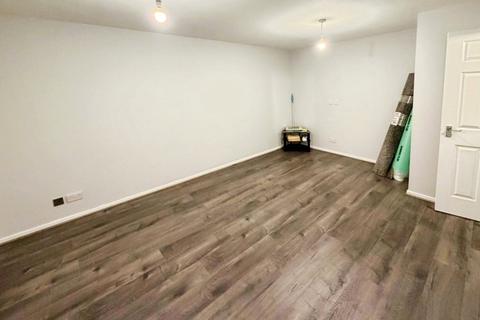 undefined, Highbrook Close, West Midlands WV9