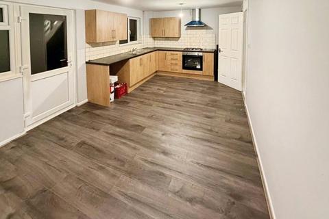 undefined, Highbrook Close, West Midlands WV9
