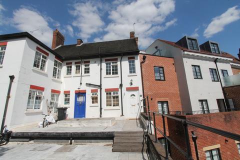 undefined, Salisbury Square, Hatfield, AL9
