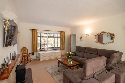 4 bedroom bungalow for sale, Grande Rue, St Saviour's